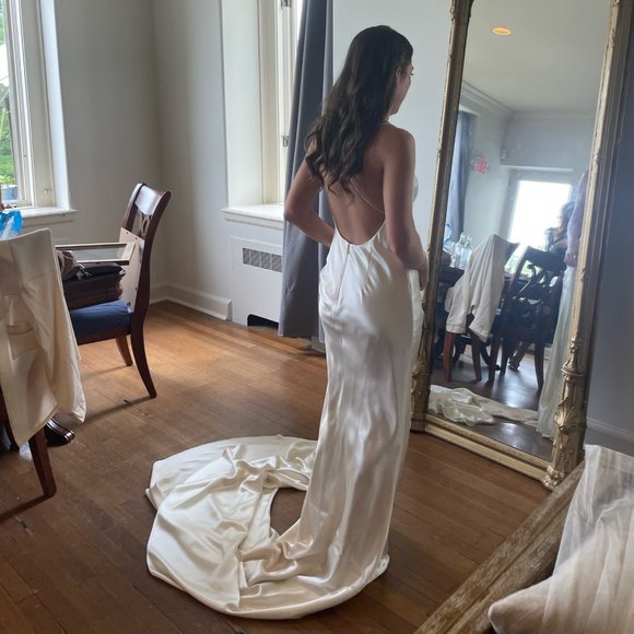 Danielle Frankel Wedding Dress - Picture 7 of 16